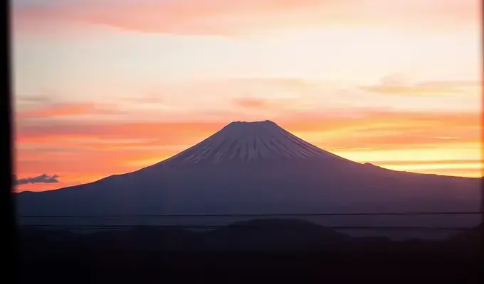 新幹線から見た富士山
